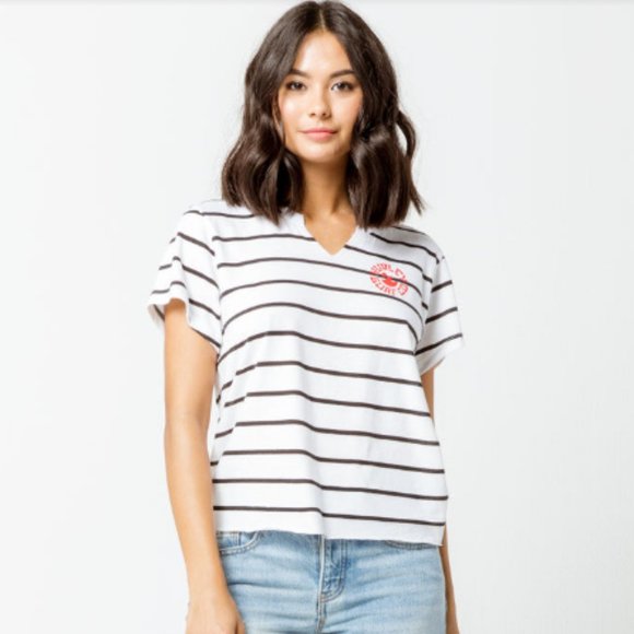 NWOT Tilly's Exclusive Hurley Roundo Womens Tee V-Neck - Picture 1 of 11